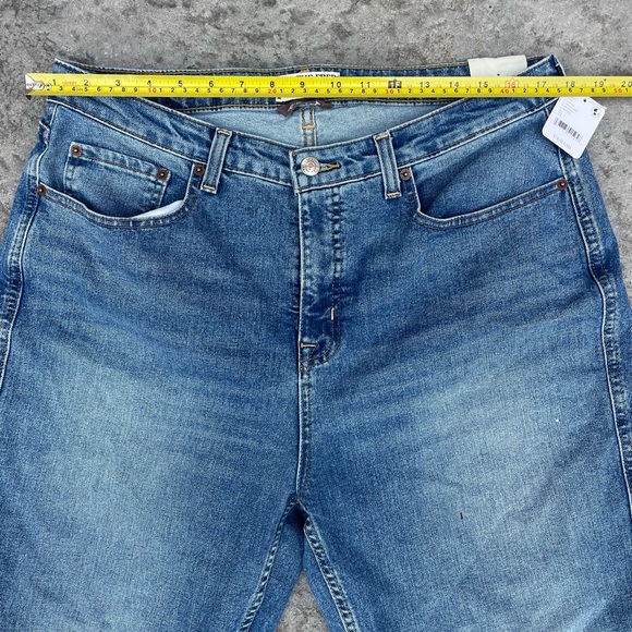 new with tags FREE PEOPLE curvy  High-rise Vintage Straight Jeans - Picture 9 of 10